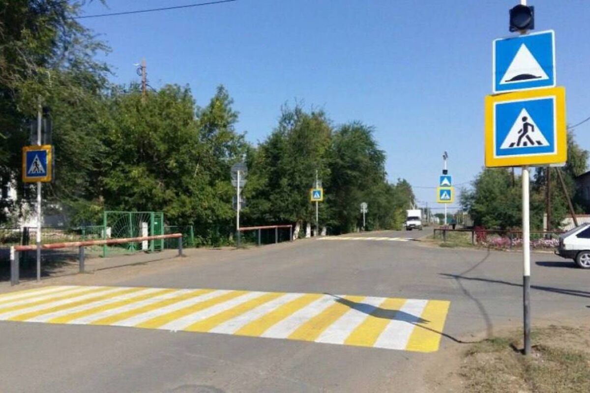 Пешеходные переходы у школ оборудуют знаками и разметкой.jpg